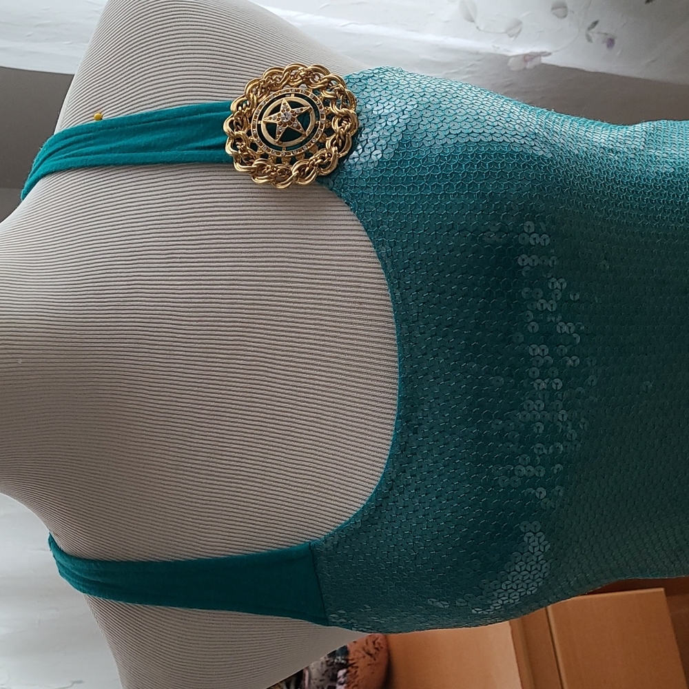 Dress - Picture 2 of 11